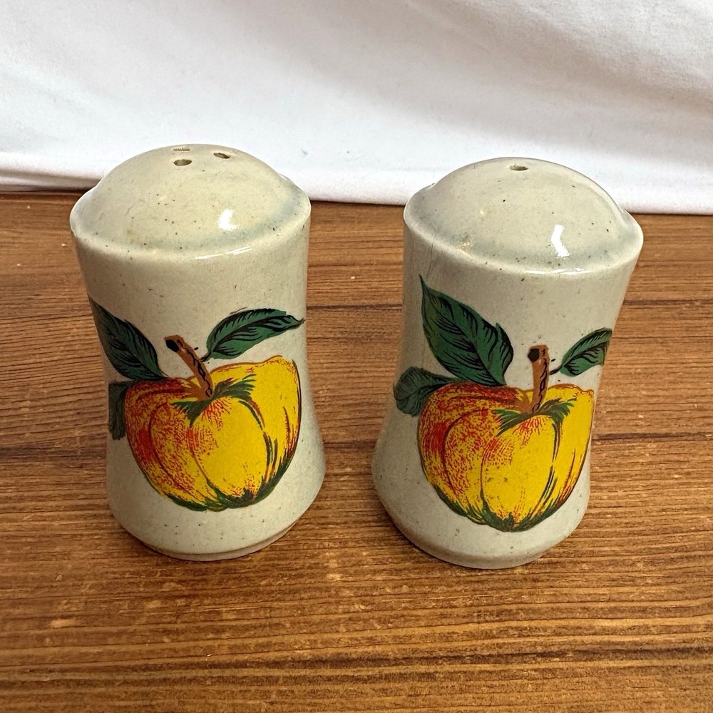 Korea Ceramic Peach Fruit Salt & Pepper Shakers Set of 2 Glossy 3"